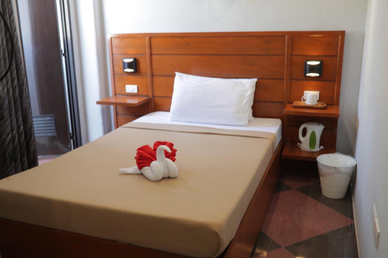Cerca Hotel Balabag  المظهر الخارجي الصورة