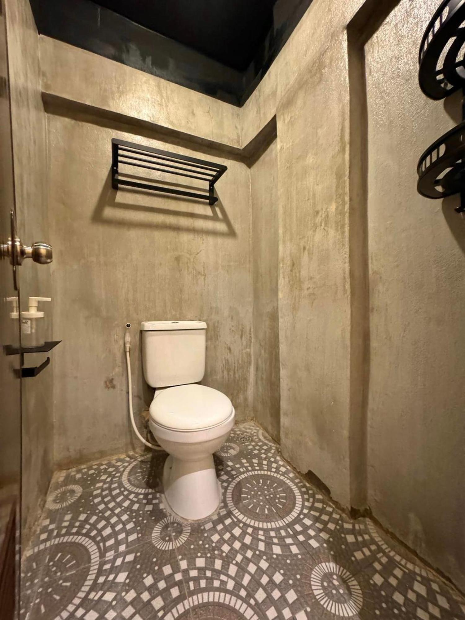 Cerca Hotel Balabag  المظهر الخارجي الصورة